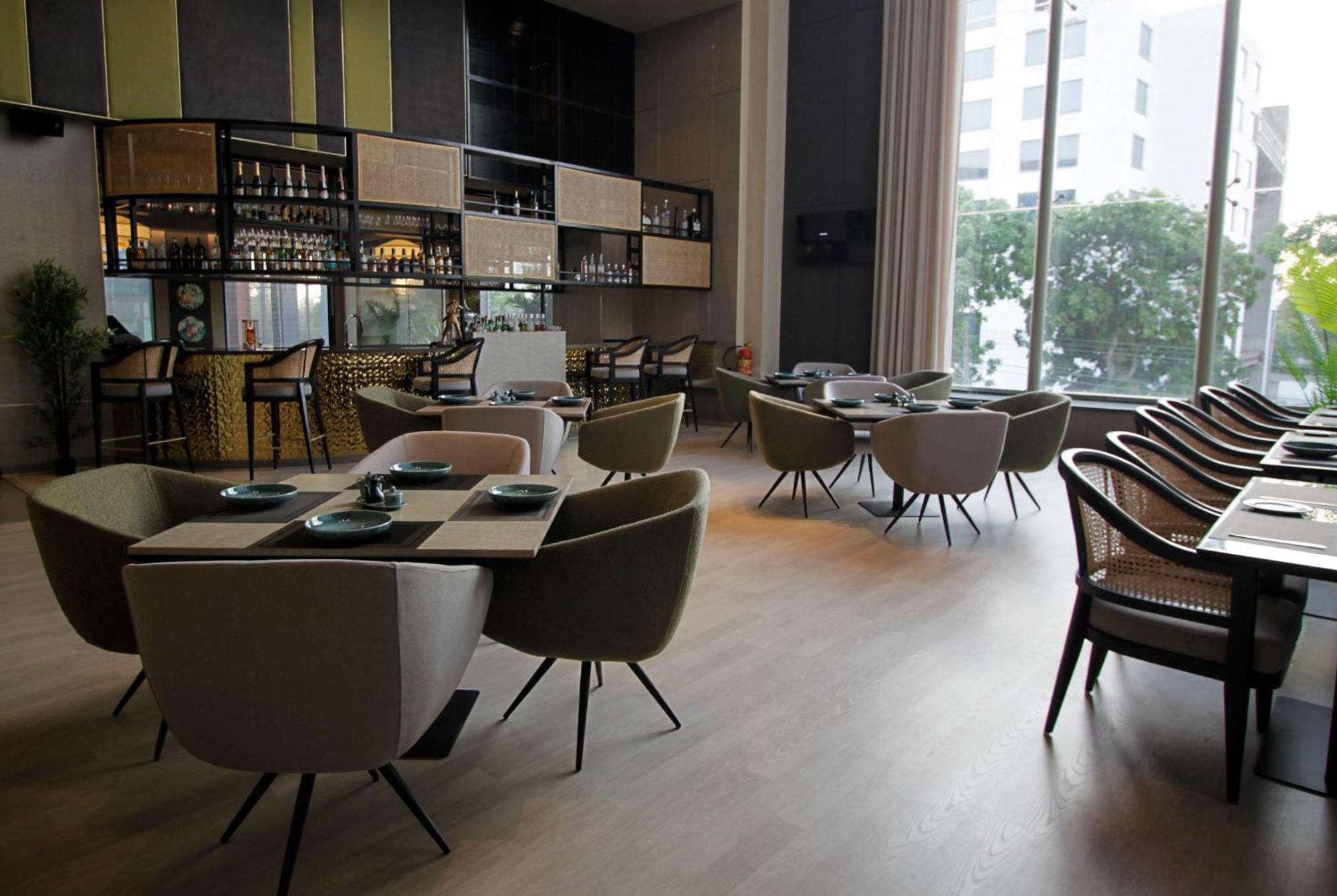 Mercure Chandigarh Tribune Chowk Экстерьер фото