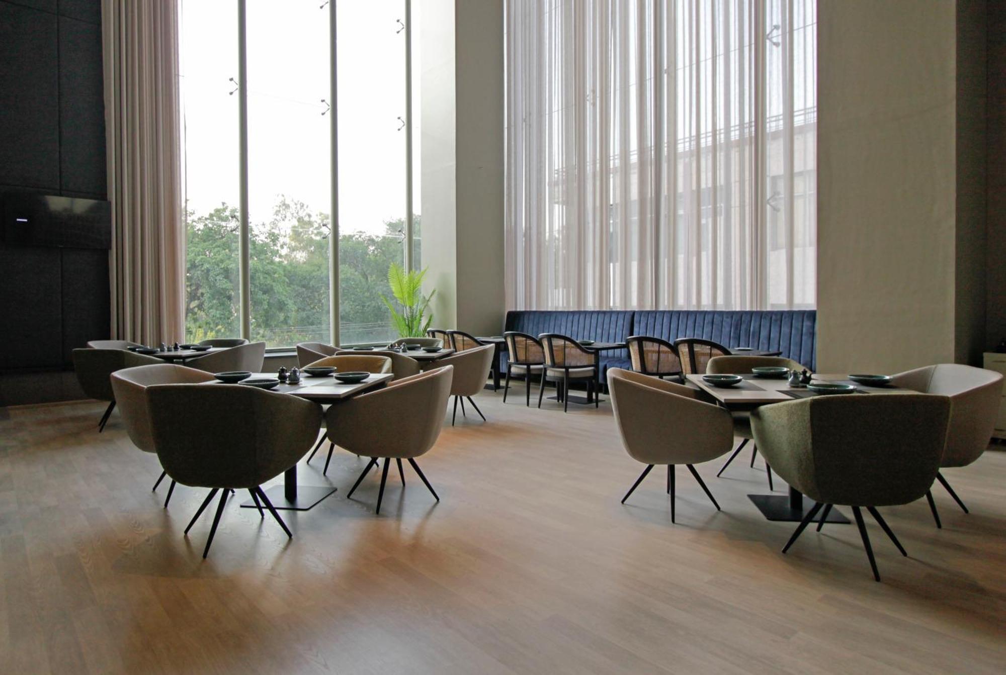 Mercure Chandigarh Tribune Chowk Экстерьер фото