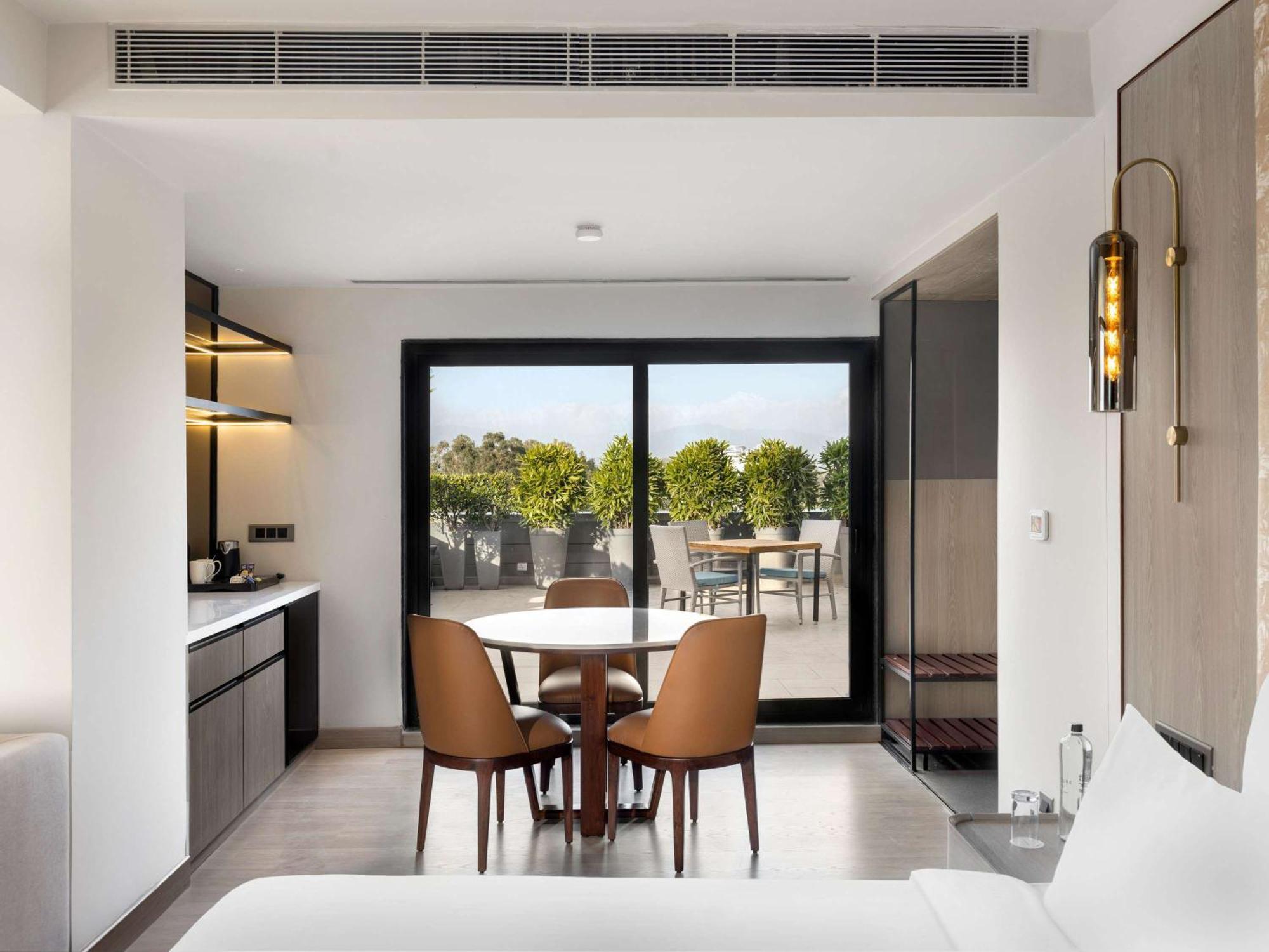 Mercure Chandigarh Tribune Chowk Экстерьер фото