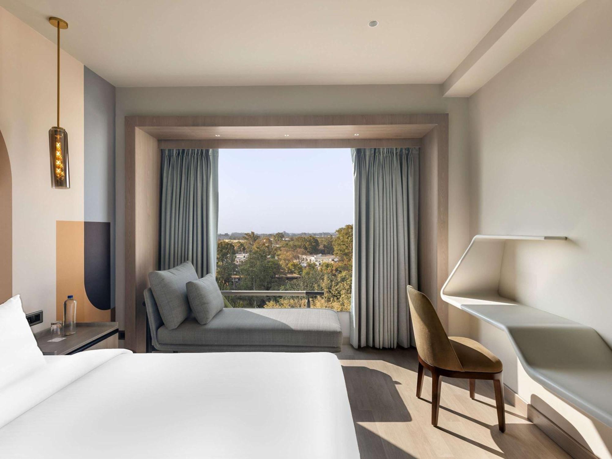Mercure Chandigarh Tribune Chowk Экстерьер фото